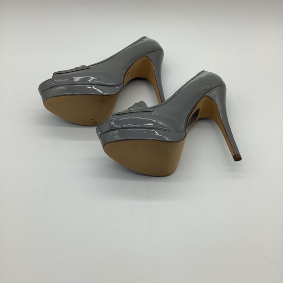 1822. Miss Me Patent Leather Grey Platform Open Toe Pumps Size 9 NWOT - Picture 6 of 10